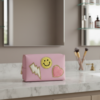 Sac de rangement en nylon mini peluche économique brodé en gros, porte-monnaie à fermeture éclair portable avec logo pour filles