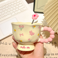 Mug en céramique au design floral créatif, tasse à eau moderne de haute qualité, cadeaux d'affaires pour l'anniversaire des filles, tasse à café souvenir