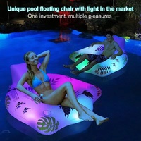 Flotteurs de piscine gonflables LED personnalisés en usine avec 2 porte-gobelets, chaises longues gonflables pour la natation, matelas flottants pour fêtes aquatiques et plage