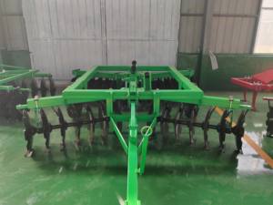 Rastrillo de Discos de Servicio Mediano Montado en Tractor con Toma de Fuerza y Rodamientos Duraderos para una Preparación Eficiente del Suelo - Product Image 3