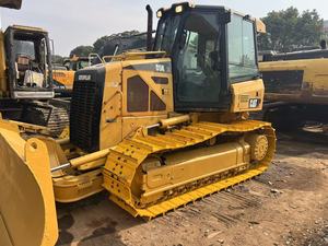 Cargadora de ruedas CAT D5K usada y económica en stock, minicargadora con pocas horas de trabajo, en buen estado, sistema hidráulico original. - Product Image 2