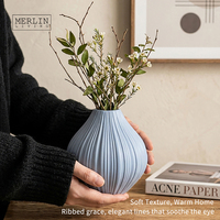 Merlin Living Lot de Mini Vases Nordiques Abordables pour Décoration d'Intérieur, Petits Vases Bourgeons Côtelés Colorés en Céramique et Porcelaine