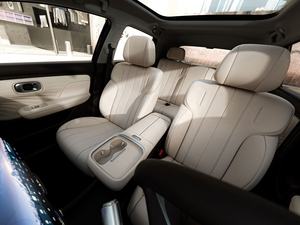 2025 AION UT Smart Edition EV Car Sedan New Energy Vehicle avec 520km d'autonomie Direction gauche SUV et structure de carrosserie à hayon - Product Image 6