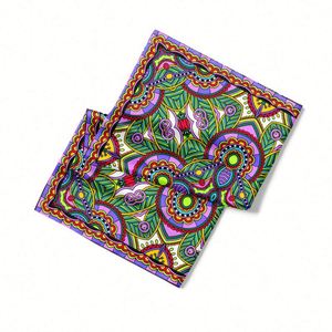 Bufanda Personalizada con Diseño Propio, Entrega Rápida para Pedidos Urgentes, Impresión de Bufandas Personalizadas para Lanzamientos de Productos y Colecciones de Temporada - Product Image 1