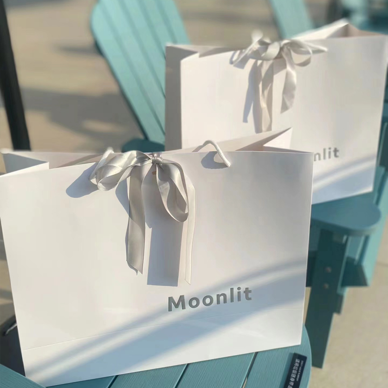 Custom Packaging Printed Durable Paper Gift Bags for Boutique Clothing Store by Professional Manufacturer Custom Paper Bags
