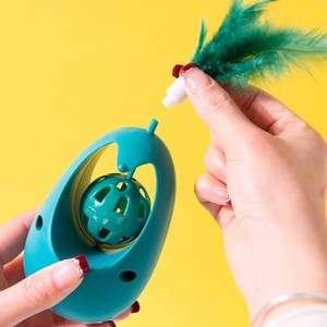 Juguete para gatos de juego automático con campana, varita interactiva para gatitos, Bola de vaso y rodillo de hierba gatera para aliviar el aburrimiento - Product Image 4