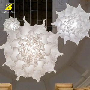 Applique murale contemporaine en <span class=keywords><strong>tissu</strong></span> à motif floral - Luminaire d'ambiance moderne pour espaces événementiels et boutiques - Product Image 5