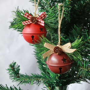 Sino de Natal Metálico Vermelho e Branco de 80mm Grande Tamanho com Pinha e Fita para Decoração de Árvore - Product Image 5