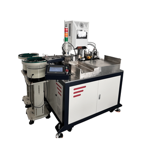 Machine de sertissage servo entièrement automatisée dotée de deux alimentateurs à vibrations pour une efficacité de production améliorée de manière significative - Product Image 6