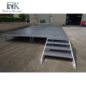 Plataforma Antideslizante de 4 pies x 8 pies con Cuatro Patas para Exhibiciones, Escenario de Instalación Rápida - Product Image 3