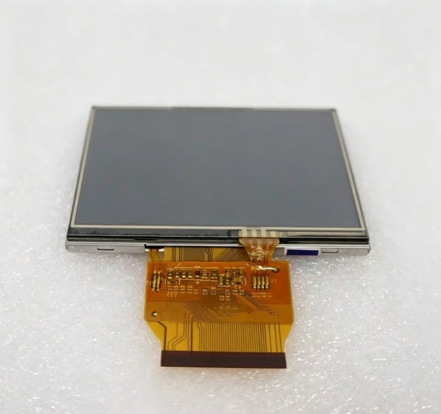 Original TM035KBH02 3.5" TFT LCD Module 350nit 500:1 Contrast -20~60°C Wide Temp for Automotive & Medical Devices