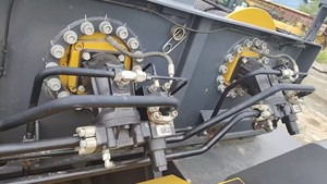 Excavadora SANY STB300T5-8 Modelo 2023, 30/50 Toneladas de Capacidad de Elevación Máxima, 42.5m de Altura, Maquinaria Usada, Motor Yuchai, 2000-4000 Horas, Bomba y Motor - Product Image 4