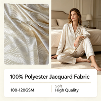 Tissu Jacquard 100% Polyester de Haute Qualité, Motif Personnalisé Disponible, Sûr pour la Peau, Idéal pour Vêtements de Nuit, Pyjamas et Tenues de Détente à Domicile