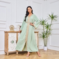 Dernière conception Moyen-Orient Maroc Eid Dubaï Ramadan Jalabiya Robe musulmane brodée à la mode Robe confortable Abaya