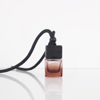 Nouvelle Arrivée - Flacon Vide en Verre de 8 ml à Suspendre dans la Voiture avec Bouchon Carré en Bois Noir - Diffuseur de Parfum pour Voiture