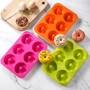 Set di Stampi Rotondi in Silicone per Cottura - <span class=keywords><strong>Teglia</strong></span> Antiaderente per Ciambelle, Torte e Biscotti con Design Resistente al Calore, Utensili da Cucina Multiuso - Product Image 4