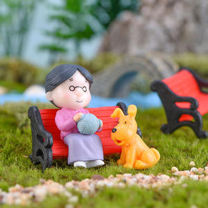 Mini Figuras de Dibujos Animados, Modelo de Pareja Mayor, Accesorios <span class=keywords><strong>para</strong></span> Pasteles, Mini Adornos de Plástico PVC <span class=keywords><strong>para</strong></span> Decoración de Escritorio, Jardín y Hogar - Product Image 4