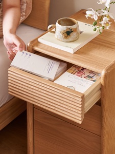 L7027 Simple Modern Bedroom Furniture Solid Oak Wood 3 Drawers <strong>Slim</strong> NightStand <strong>Bedside</strong> <strong>Table</strong> for Small-sized Apartments - Product Image 3