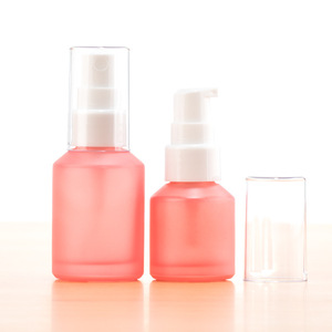 Envase <span class=keywords><strong>de</strong></span> Lujo para Cosméticos y Cuidado <span class=keywords><strong>de</strong></span> la Piel <span class=keywords><strong>de</strong></span> 15, 30, 60, <span class=keywords><strong>100</strong></span>, 120 y 200 <span class=keywords><strong>ml</strong></span>, Botella <span class=keywords><strong>de</strong></span> Vidrio Esmerilado Rosa con Pulverizador para Sérum Facial y Loción Corporal - Product Image 4