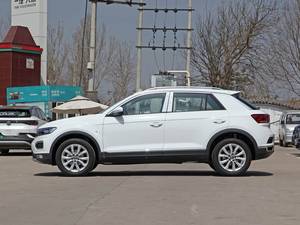 Autos Usados VW T-ROC 2022 280T DSG 2WD Edición Elite PLUS 1589 Venta al por Mayor de Autos Usados en Buen Estado <span class=keywords><strong>con</strong></span> Descuentos - Product Image 4