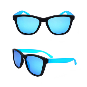 Occhiali da <span class=keywords><strong>Sole</strong></span> Unisex Polarizzati a Specchio per Esterni - Stile e Protezione - Product Image 3