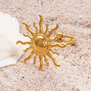 Heart-Shaped Stainless Steel <b>Ring</b> 18K Gold Plated <b>Titanium</b> Steel Jewelry Women's Gift Fashion <b>Rings</b> Yiwu Origin - Product Image 2