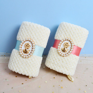 Toallas <span class=keywords><strong>de</strong></span> Recuerdo para Bodas y Celebraciones, Tiendas <span class=keywords><strong>de</strong></span> Artículos para Bodas, Confiterías, Regalos <span class=keywords><strong>de</strong></span> Nochevieja al por Mayor para el Día <span class=keywords><strong>de</strong></span> la Mujer - Product Image 5