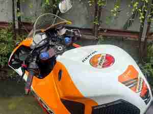 La Mejor Motocicleta Deportiva de Turismo <span class=keywords><strong>Honda</strong></span> CBR600F5 <span class=keywords><strong>Repsol</strong></span> para Carreras - Product Image 5