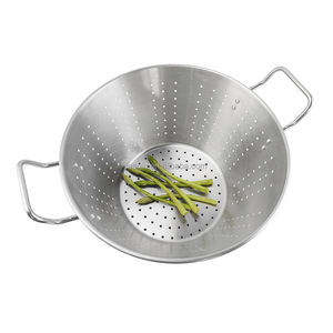 กระชอนกรองอาหารอเนกประสงค์ สแตนเลส ปลอดภัยต่อสิ่งแวดล้อม พร้อมที่จับและฐานตั้ง ใช้กับเครื่องล้างจานและเตาอบได้ สำหรับกรองผักและผลไม้ - Product Image 2