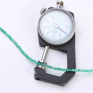 Cuentas de Piedras Preciosas de Piedra Lunar Arcoíris en Venta, 2513 Variedades con Cortes Trillion, Esmeralda Radiante y Hexagonales - Product Image 2