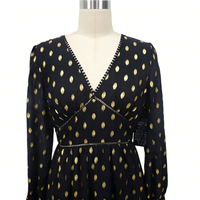 Robe élégante à manches longues pour femmes avec col en V, taille élastique de qualité, motif à pois, dentelle - pour les saisons printemps et automne