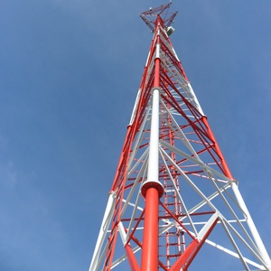 Torre Tubolare Ibrida Zincata per Telecomunicazioni a <span class=keywords><strong>3</strong></span> Gambe, 10m-100m - Product Image 1