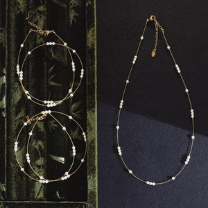 Collar de Moda de Acero Inoxidable con Perlas Artificiales y Baño de Oro de 18K, con Longitud Ajustable para Mujer - Product Image 2