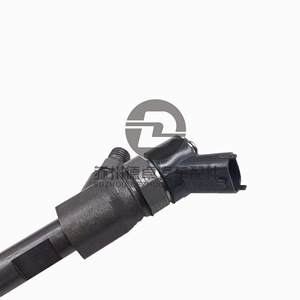 Inyector de Combustible 6271-11-3100 0445110307 Para Motores Diésel Uso Universal - Product Image 3