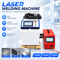 Soudeuse laser à fibre portative 4 en 1 refroidie par eau 1500W 2000W 3000W pour tôles métalliques