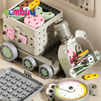 Jouets éducatifs : Blocs de construction, train de rangement, outils de bricolage à assembler avec vis