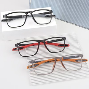Gafas de Correr Ultraligeras de Estilo Deportivo para Viajes Diarios, Protección Contra la Luz Azul, Montura Completa, Unisex, Montura de PC, Almohadillas Nasales de Silicona - Product Image 1
