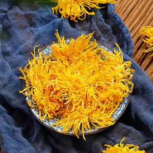 Vente en gros à bas <span class=keywords><strong>prix</strong></span> du fabricant de <span class=keywords><strong>chrysanthème</strong></span> jaune à filetage doré de thé aux fleurs cueillies à la main de haute qualité - Product Image 6