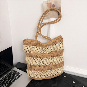 Light <strong>Luxury</strong> Classic Small Women Woven Tote Bags Lady Shoulder Hollow <strong>Out</strong> Hand Bags Brand Fashion Ladies Handbags - Product Image 4