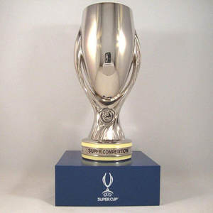 [Exclusivo para Miembros] Club <span class=keywords><strong>de</strong></span> <span class=keywords><strong>la</strong></span> Super <span class=keywords><strong>Copa</strong></span> Europea para Fanáticos del Fútbol <span class=keywords><strong>de</strong></span> Vinilo y Resina, Regalos Decorativos - Product Image 1