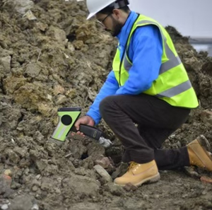 เครื่องวิเคราะห์แบบพกพา HXRF-145AT รุ่นขายดี วิเคราะห์ธาตุ Mg-U ด้วยเครื่องวัด XRF สำหรับการวิเคราะห์แร่โลหะมีค่าและดิน - Product Image 4