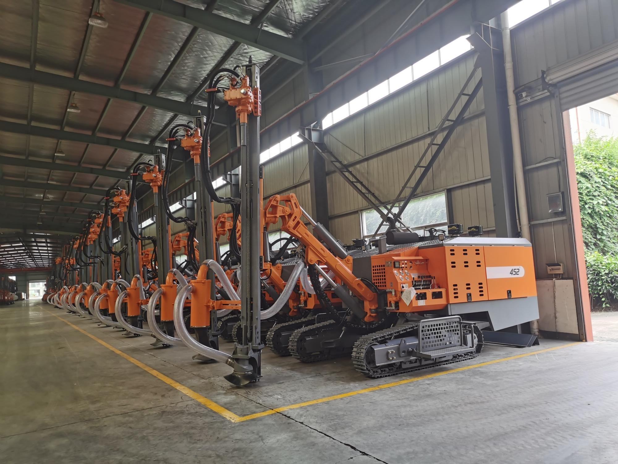 source 直销钻床580米680米深度水井液压旋挖钻机 on m.alibaba.com