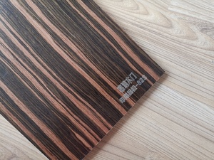 Sistema codificador láser de CO2 compacto de nueva condición, fácil de operar con número de lote de fecha, marcado de código de barras, compatible con formato gráfico PLT - Product Image 5