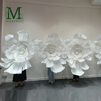 Nouvelle Arrivée : Toile de fond géante en gaze faite à la main avec fleurs artificielles pour centres de table de mariage, décoration de vitrine