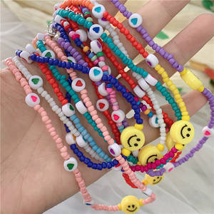 Venta caliente hecho a mano colorido semilla cuentas gargantilla lindo corazón sonrisa cara cuentas encanto collares para niñas - Product Image 3