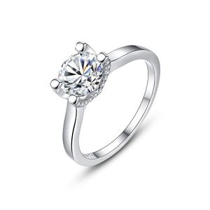 Conjunto de Joyería de Moissanita, Plata 925, Corte Brillante Redondo, Engaste de Garras, Anillo de Compromiso y Colgante Clásico para Mujer - Product Image 3