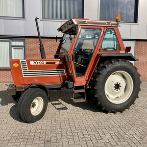 Tractores Agrícolas Fiat 70-90 Usados, Modelos 2WD y 4WD para Arado, Labranza, Preparación de Terrenos y Operaciones Agrícolas, Probados e Inspeccionados - Product Image 1