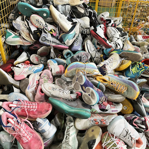 Vente en gros S3 de chaussures de basket-ball de marque chinoise pour hommes de seconde main <span class=keywords><strong>5</strong></span> marques célèbres de l'usine fourniture directe de chaussures d'occasion tendance - Product Image 1