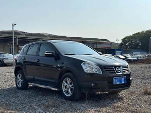<span class=keywords><strong>Nissan</strong></span> <span class=keywords><strong>Qashqai</strong></span> 2008 2.0 20S Manuelle 2RM Gauche Jantes R16 Tissu Foncé Sans Garnitures SUV Robuste Transport Ultime à Faible Coût et Fiable - Product Image 2