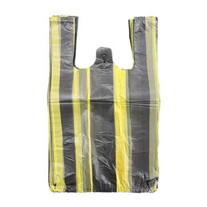 <span class=keywords><strong>Sac</strong></span> fourre-tout en forme de t-shirt imprimé à chaud rayé Hualong en HDPE résistant à l'humidité avec poignée pour les courses, les supermarchés et les affaires - Product Image 1